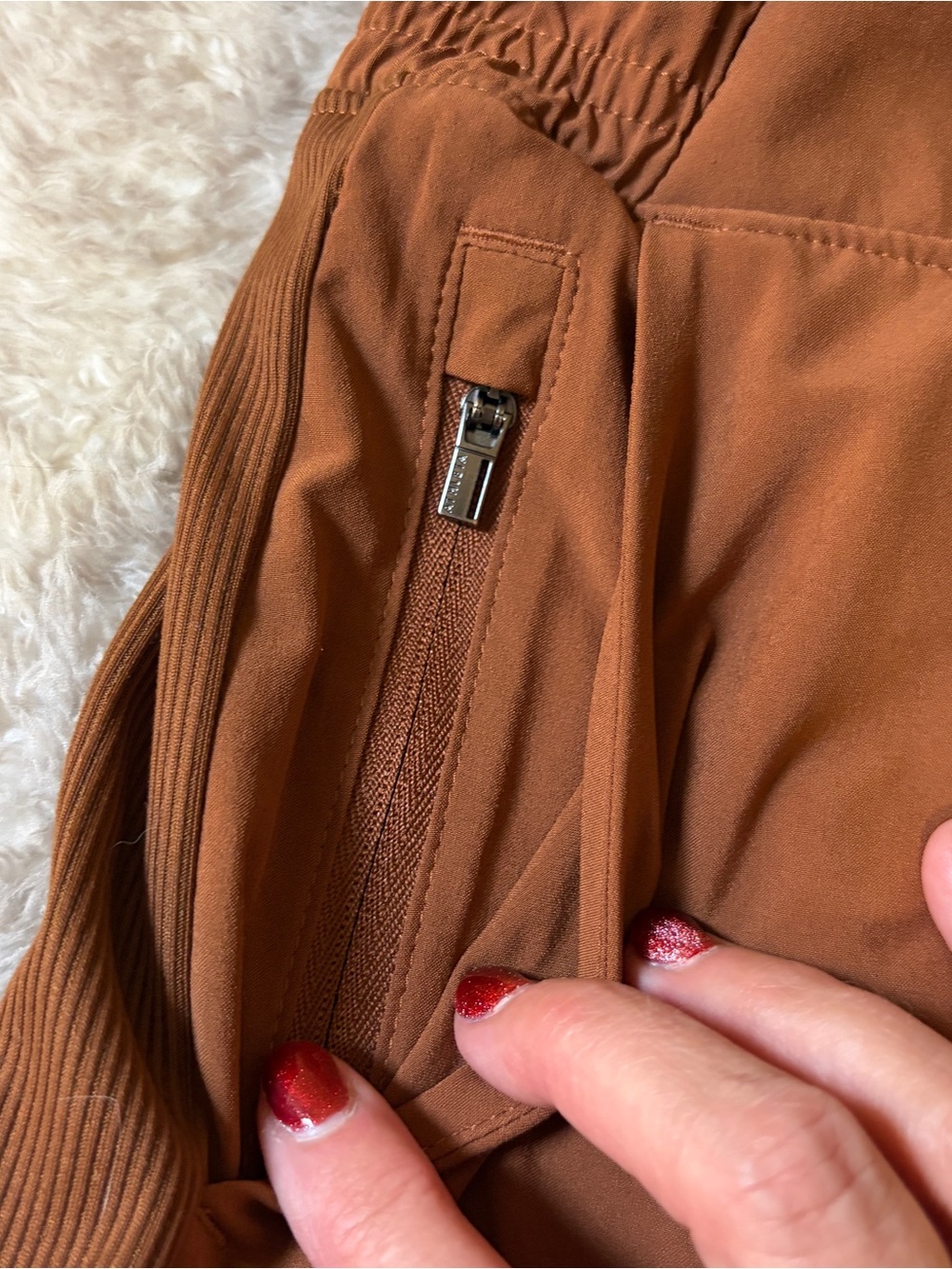 Athleta Brooklyn Linef Joggers - Picture 5 of 12